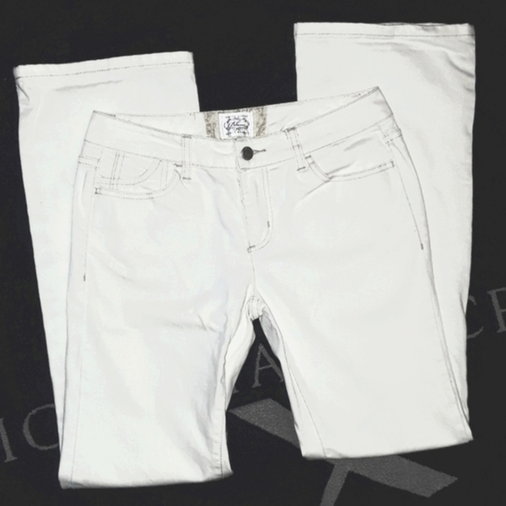 White House Black Market Boot Cut Jean's! Sz. 25